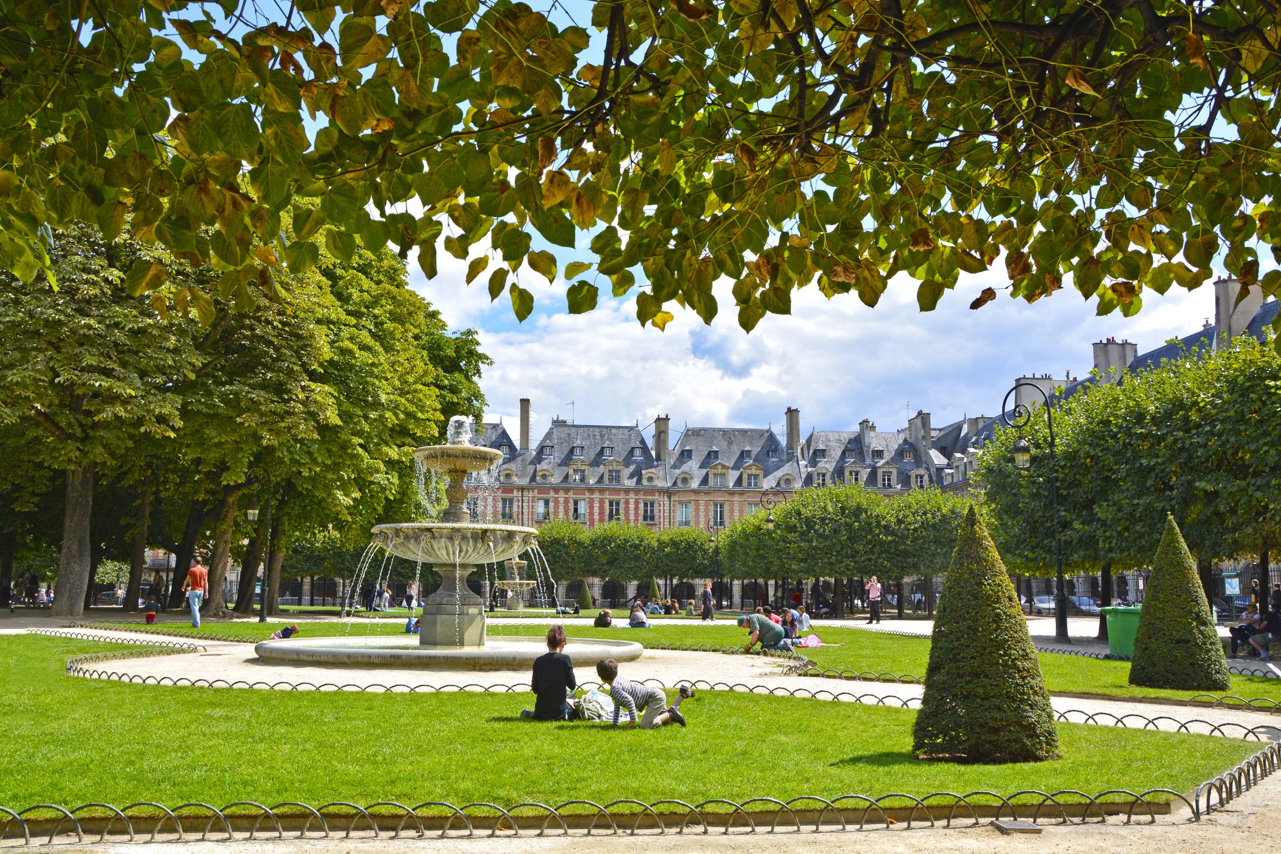 le marais tour eiffel